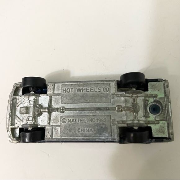 Lot of 12 Vintage Hot Wheels Diecast Cars - Picture 10 of 16